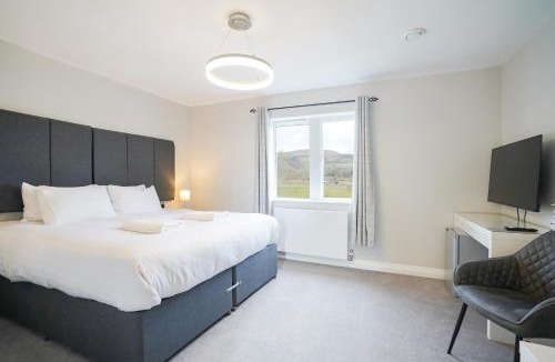 Castleton Hotel | Cheshire Mews