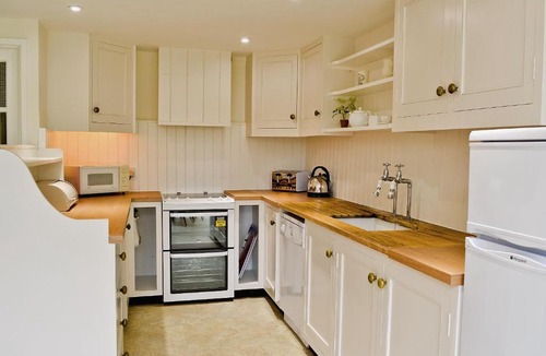 Puncknowle House | Chestnut Cottage