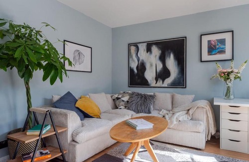 Deptford Apartment | Chic and Modern 3BR flat for 6 by GuestReady