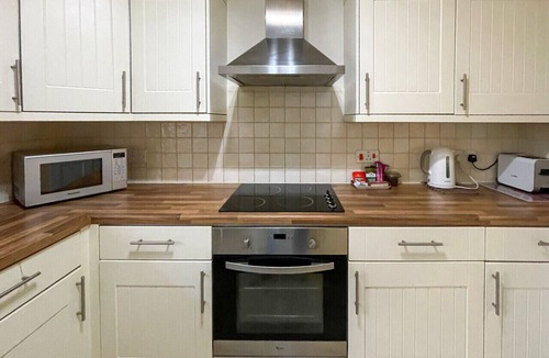 Cambridge City Centre Apartment | Chic `Duchess Suite` in Heart of Cambridge