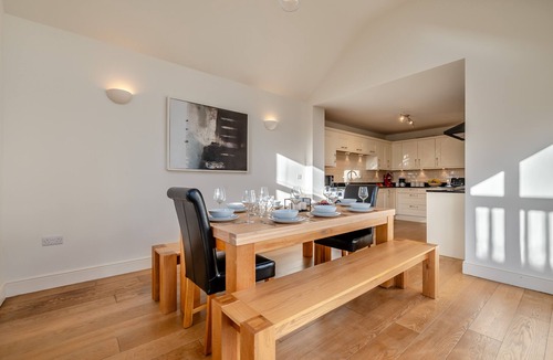 Mitchell House | Chyvarloe - Five Bedroom House, Sleeps 10