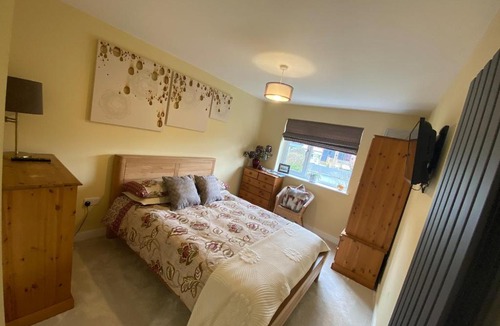 High Wycombe Bed & Breakfast | Clauds Close