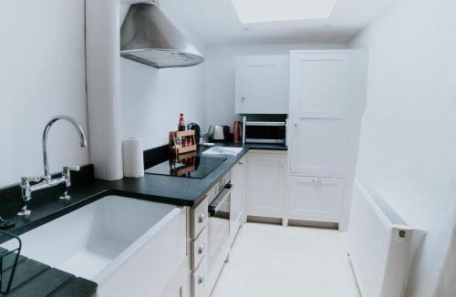 Cadgwith House | Cliff Cottage