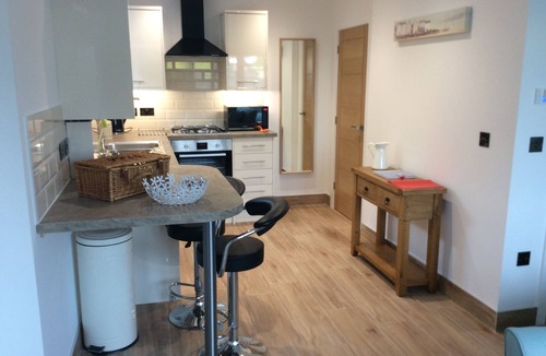 Barton-on-Sea Apartment | Cliff Top Studio, delightful self contained apartment, 50m from the Cliff Top.