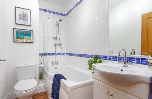 Lytham St. Anne's Apartment | Clifton Drive Beach Retreat, One Bed Apartment, Dog Friendly
