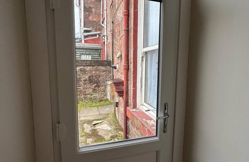 Alexandria Apartment | Cosy 1 Bedroom Flat in Alexandria