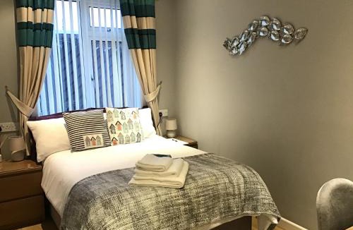 Hamworthy Bed & Breakfast | Coast 77 B&B