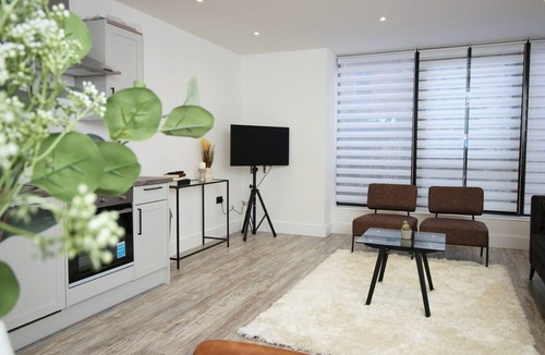 Swindon Apartment | Cohost Partners | Central and Contemporary 2Br
