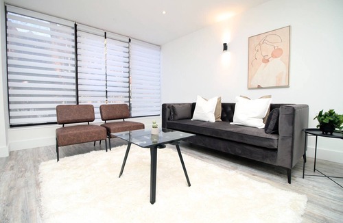 Swindon Apartment | Cohost Partners | Central and Contemporary 2Br