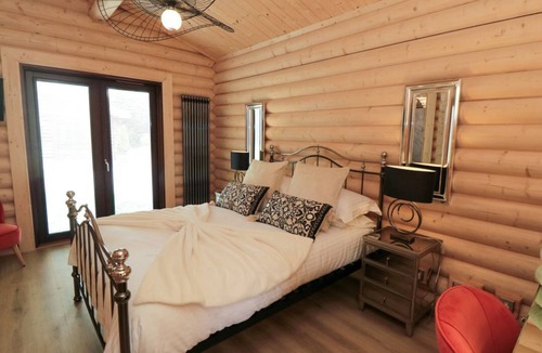 Carlton-in-Cleveland Cabin | Coldmoor Lodge 6, Stokesley