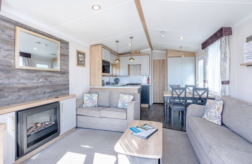 Coldstream House | Coldstream Retreat - 3 Bedroom (Pet Friendly)