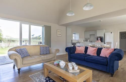 Dalkeith House | Coldwells Farmhouse