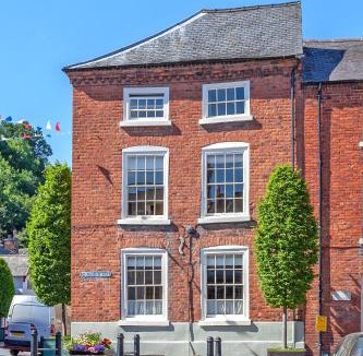 Montgomery House | Colomendy