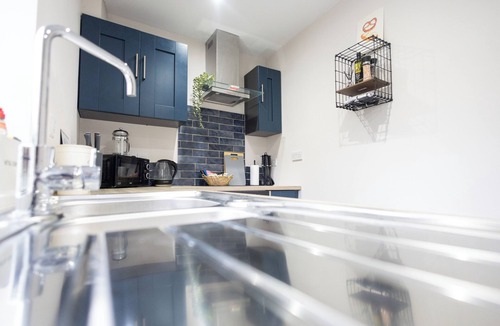 Northampton House | Comfortable 3-Bed House | Ideal for Contractors