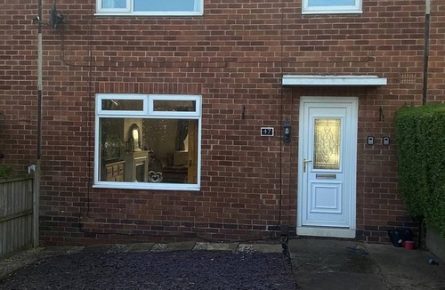 Arnold House | Comfortable 3 Bedroom House-ng5,sleeps 5