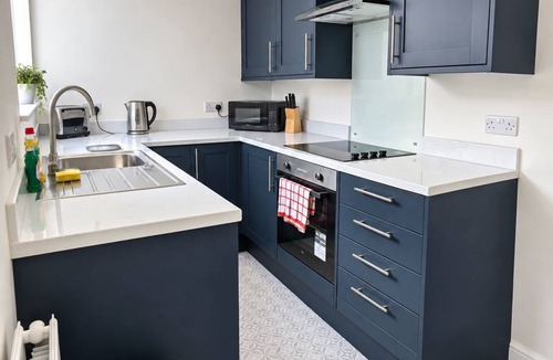 Ridgeway House | Comfortable 3 Bedroom Property in a Great Location