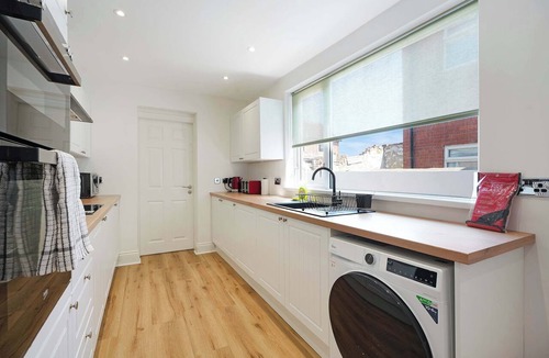 Shildon House | Comfortable 4BR Stay Byerley Road by Stay With Us