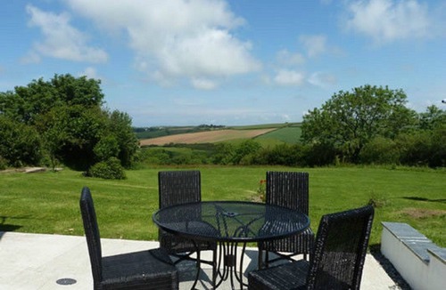 Saint Gennys Cottage | Comfortable and Spacious Luxury Cottage within easy reach of Stunning Coastline