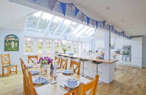 Constantine Bay House | Comfortable House In Lovely Holiday Area With Everything You Require!