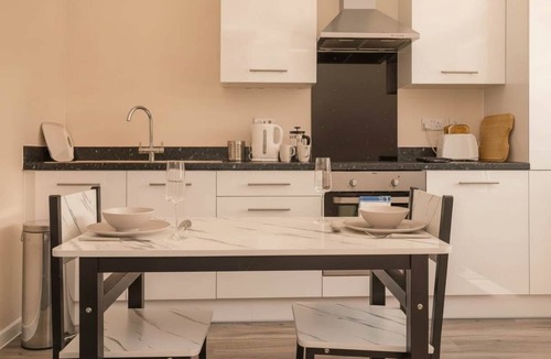 Salford Apartment | Comfortable Modern Apartment in Manchester