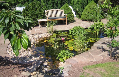 Hay on Wye Apartment | Comfortable, pet friendly accommodation a short walk from Hay-on-Wye.