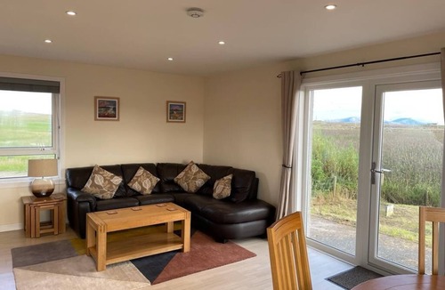 Benbecula House | Comfortable well located accommodation in Benbecula