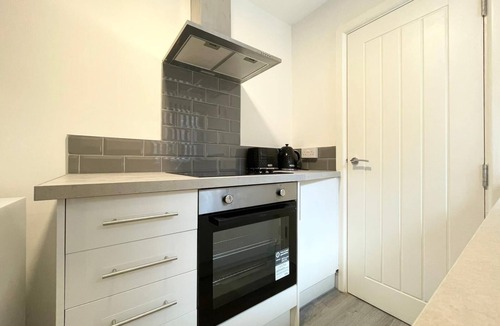 Birkenhead House | COMFY BEDS – Group House