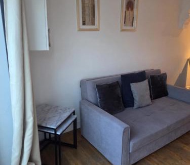 Reading Villa | Comfy Home- Coley Park