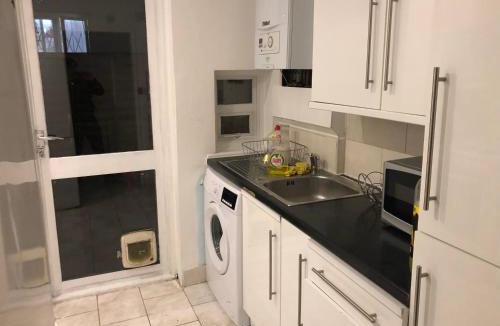 Clapham House | Common 2