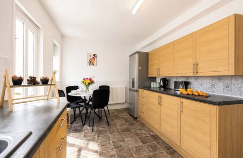 Darlington House | Contractor-Friendly 3-Bed Home in Darlington