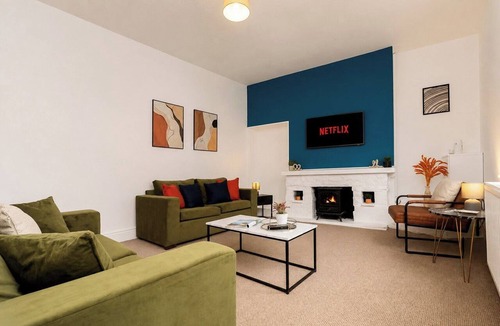Darlington House | Contractor-Friendly 3-Bed Home in Darlington