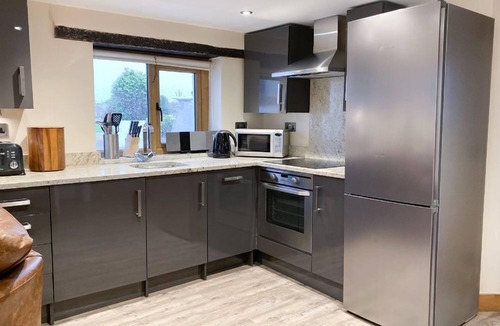 Marhamchurch Cottage | Converted Barn with Superb Sea and Countryside Views