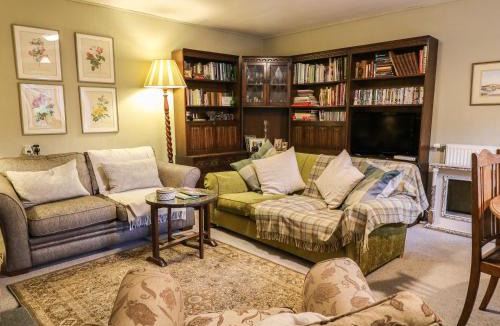 Nairn House | Coorie Doon