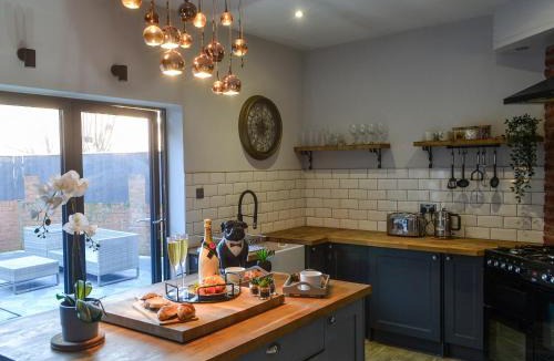 Morpeth House | Copper Cottage