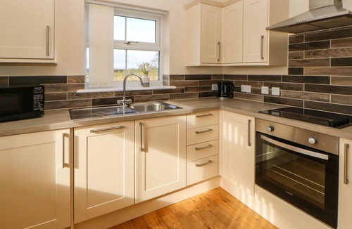 Morpeth Cottage | COQUET, pet friendly, with a garden in Longframlington