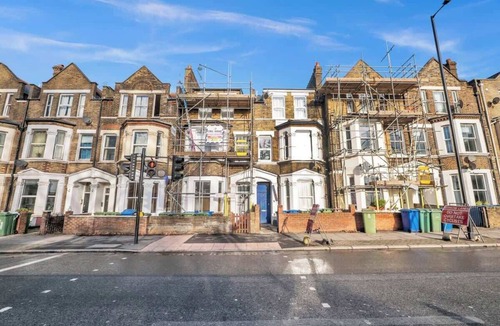 Bermondsey Apartment | Cosy 1BR for 3 in SE16 London, Fully Equipped