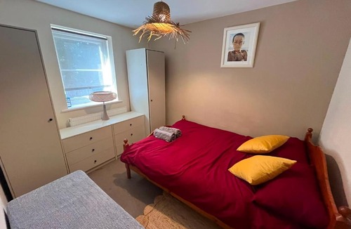 Hanham Apartment | Cosy Blue Riverside Bristol Home