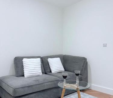 Cheadle Apartment | Cosy Corner Cheadle