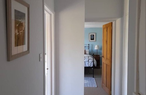 Cilgerran House | Cosy Cottage overlooking the Teifi Gorge
