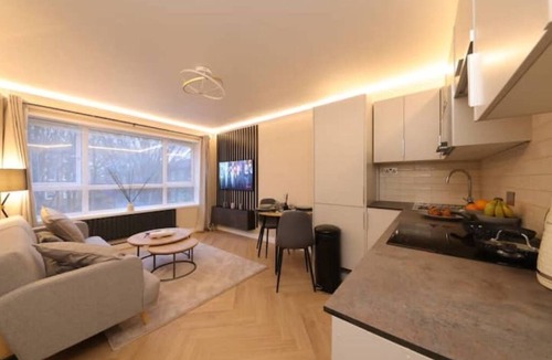 Prince's Apartment | Cosy, modern 2 bed flat close to Big Ben