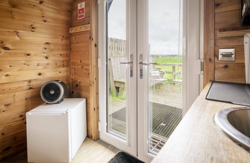 Welton Apartment | Cosy Skiddaw Escape overlooking Cumbrian Fells
