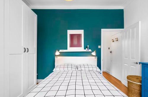 Peckham Apartment | Cosy Victorian Flat