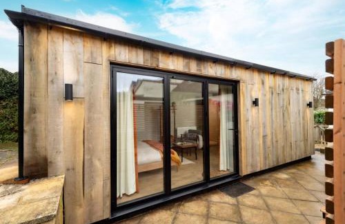 Witney House | Cotswolds Cabin