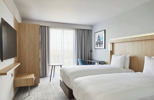 Newcastle-Under-Lyme Hotel | Courtyard by Marriott Keele Staffordshire