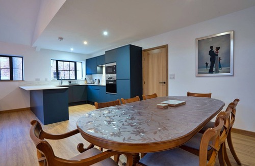 Ashbourne House | Courtyard View at Longford