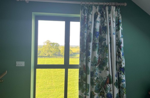 Redlynch House | Cozy Bruton Studio With Stunning Views