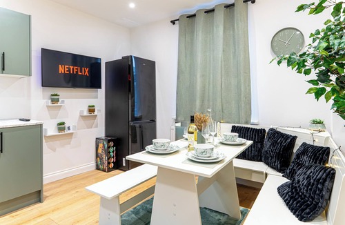 Derby Apartment | Cozy Corner