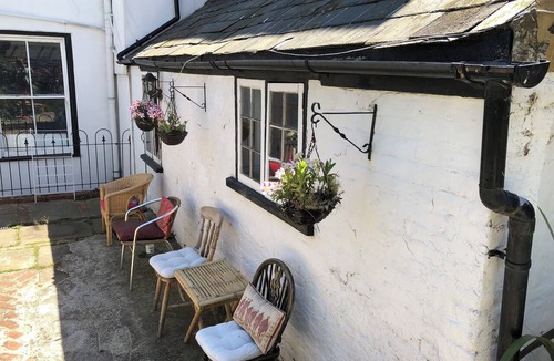 Herne Bay Cottage | Cozy Cute Cottage!
