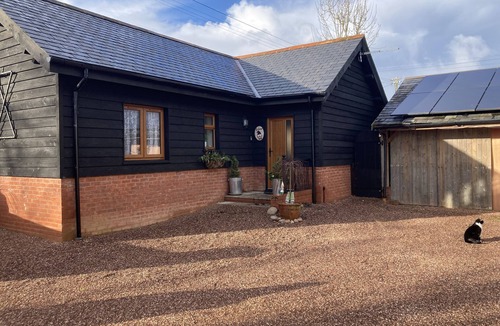 Ottery St Mary Cottage | Cozy Gnome Cottage Annex Near Sidmouth