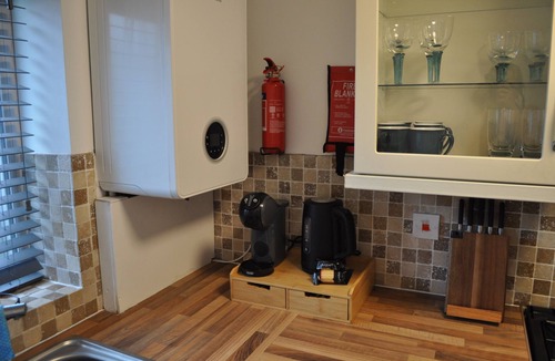 Salisbury House | Cozy & Self Contained The Garden Annex 306